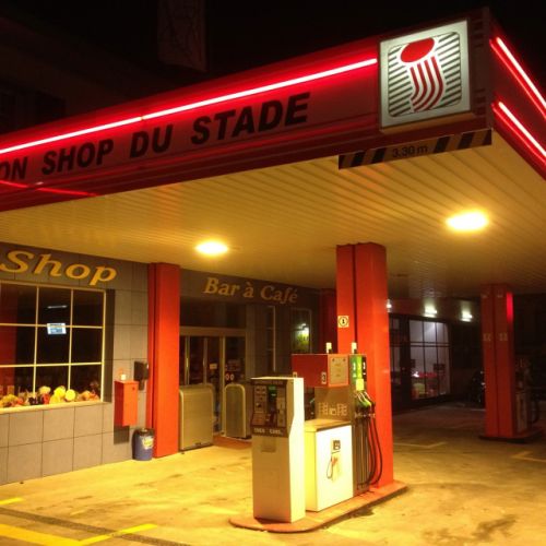 Station service I (3 février 2012)